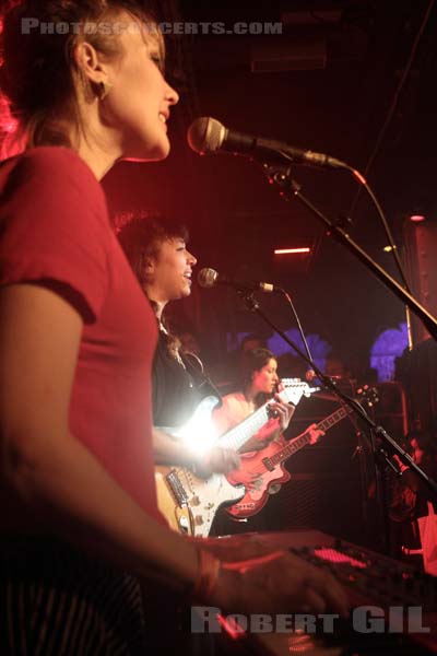 LA LUZ - 2014-03-28 - PARIS - La Chaufferie (du Moulin Rouge) - 